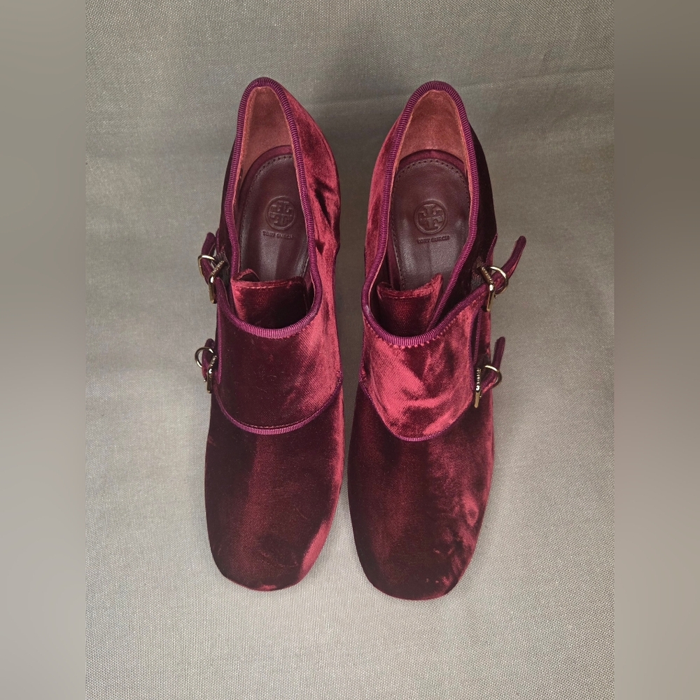 Tory Burch Carley Burgundy Velvet Monk Strap Booties - Size 8 - Picture 2 of 4